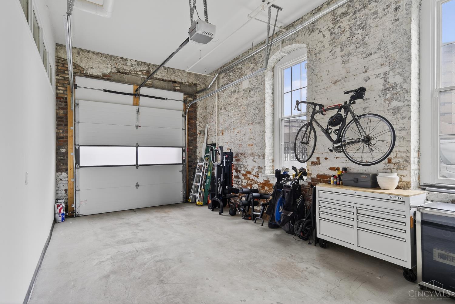 813 Broadway Street 101