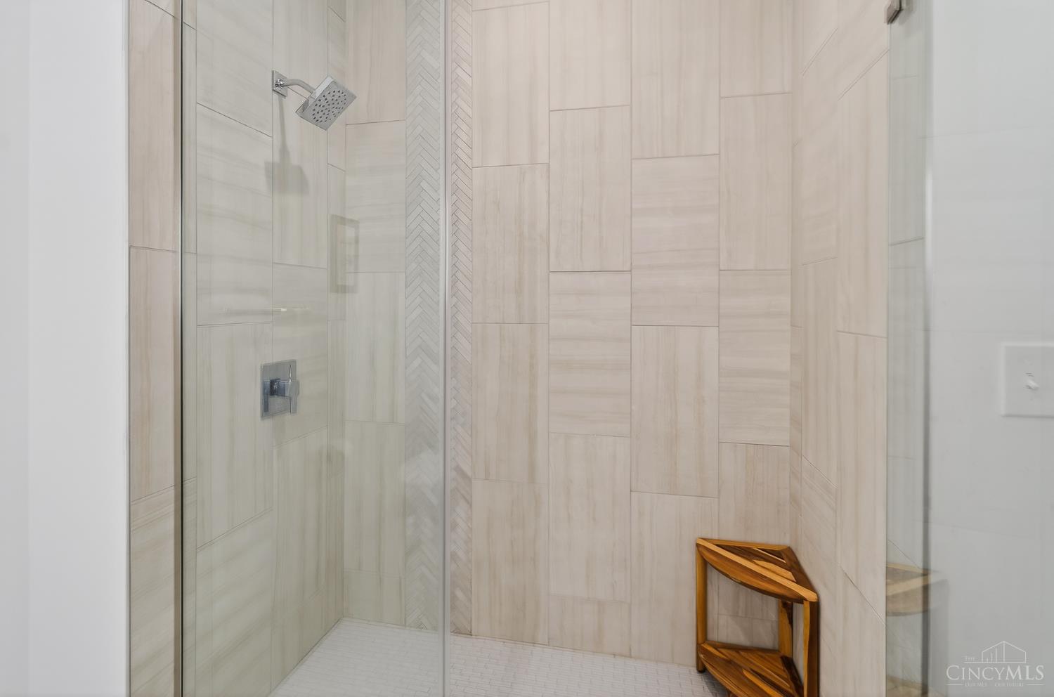 813 Broadway Street 101