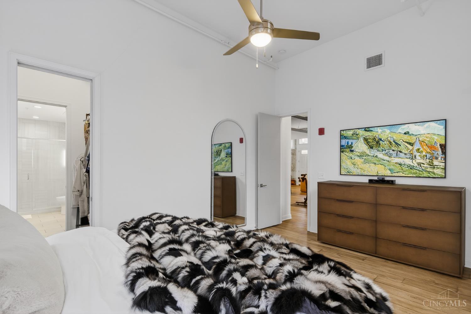 813 Broadway Street 101