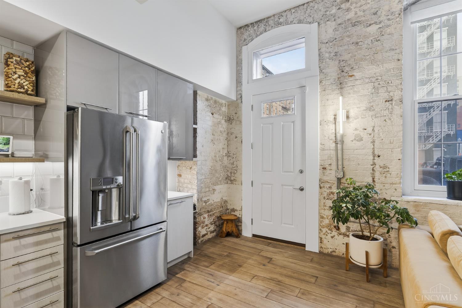 813 Broadway Street 101