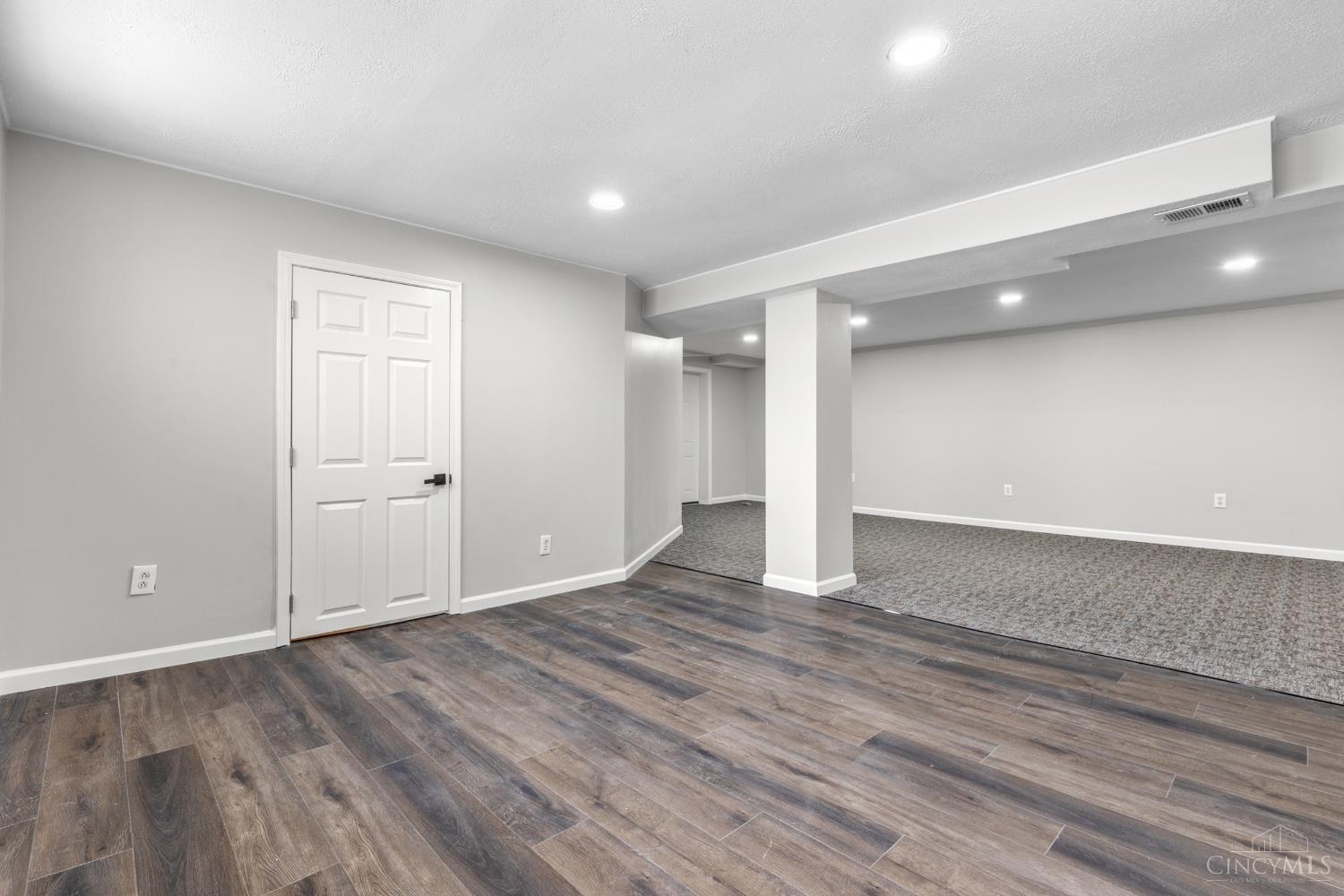 2043 E Teralta Circle