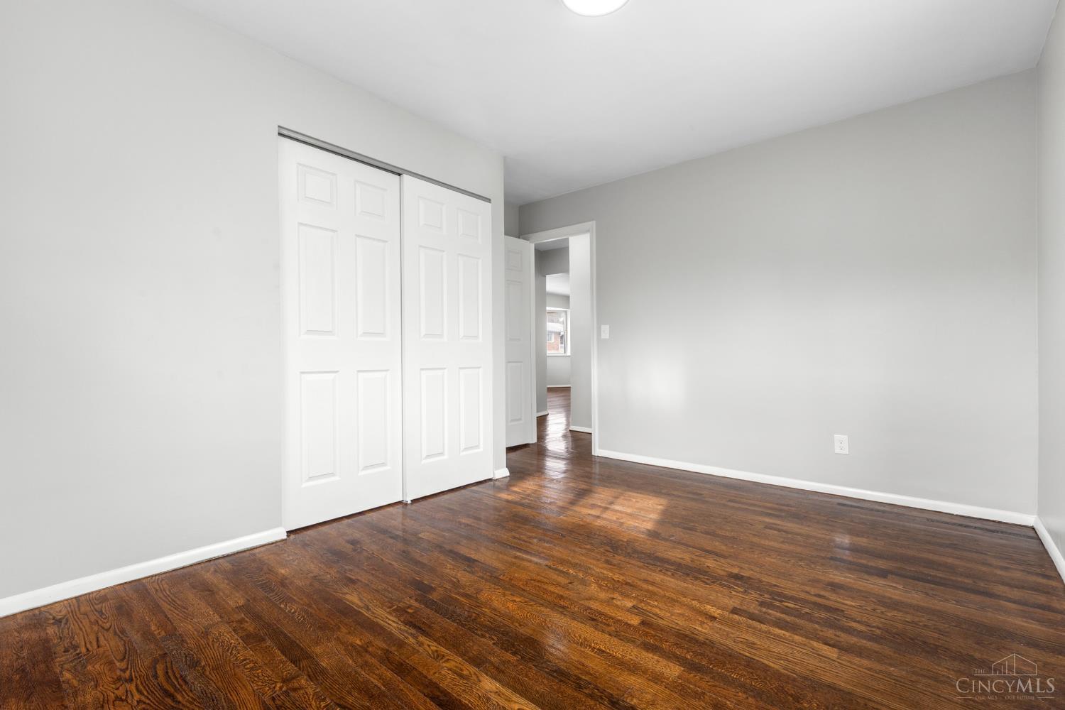 2043 E Teralta Circle