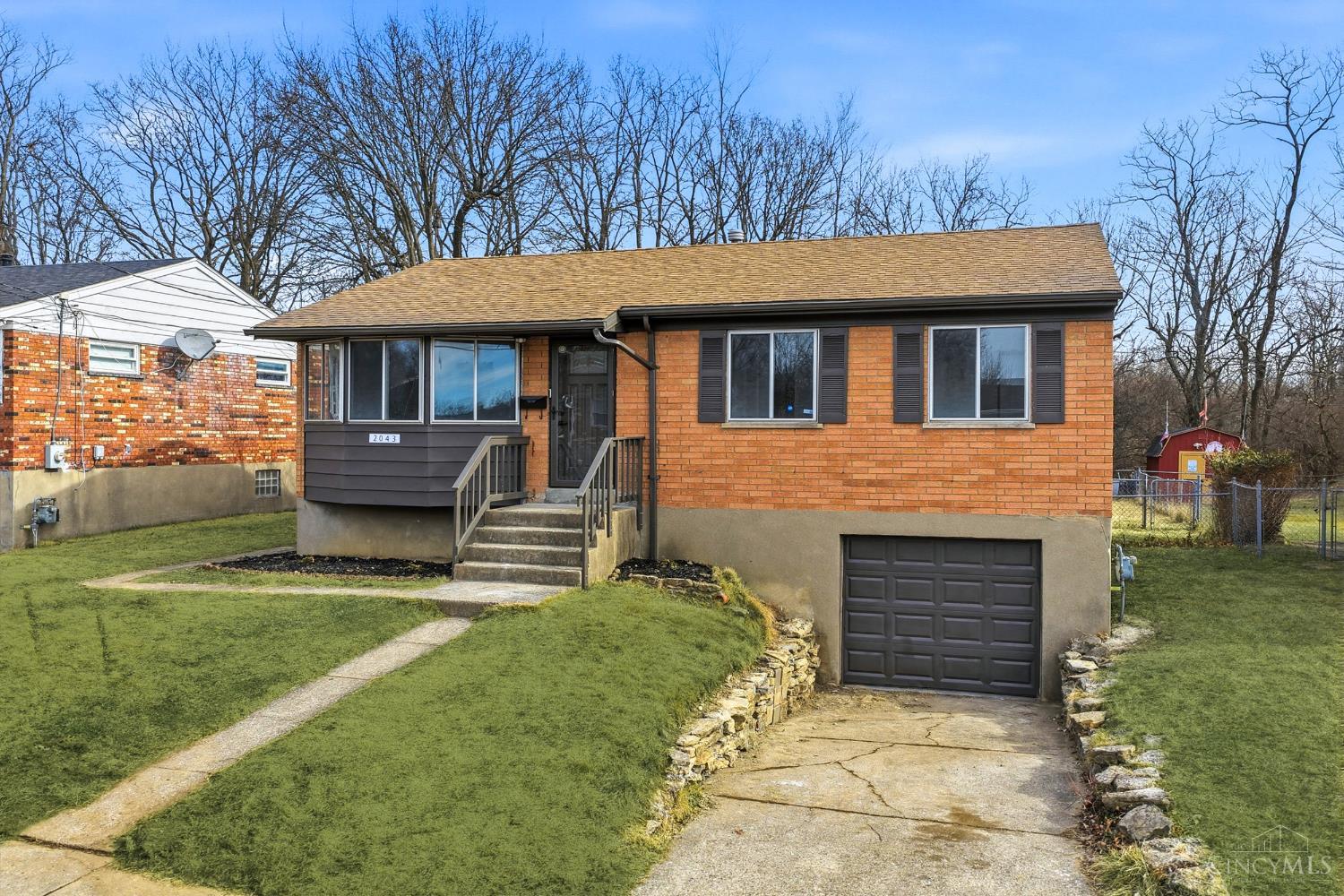 2043 E Teralta Circle