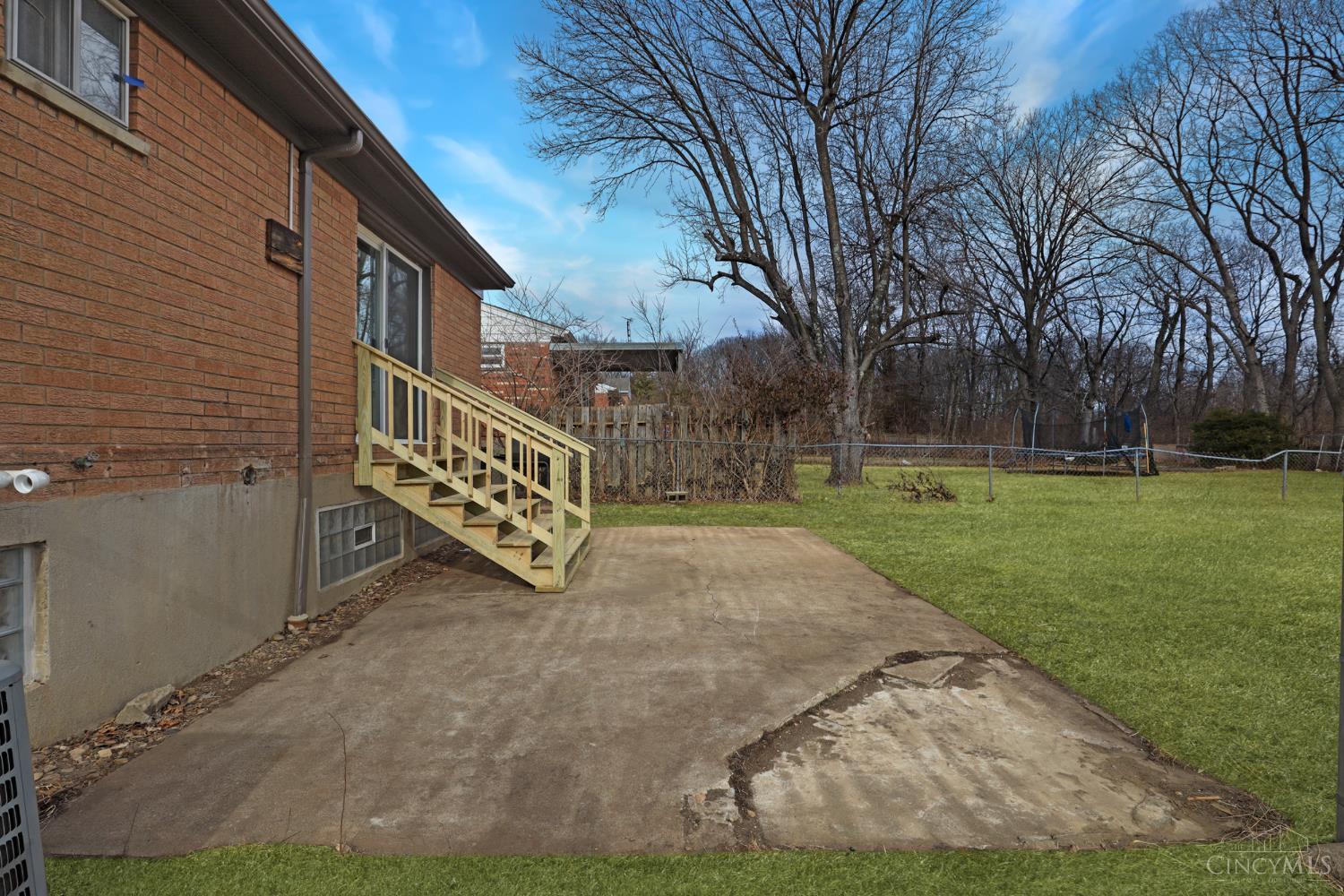 2043 E Teralta Circle