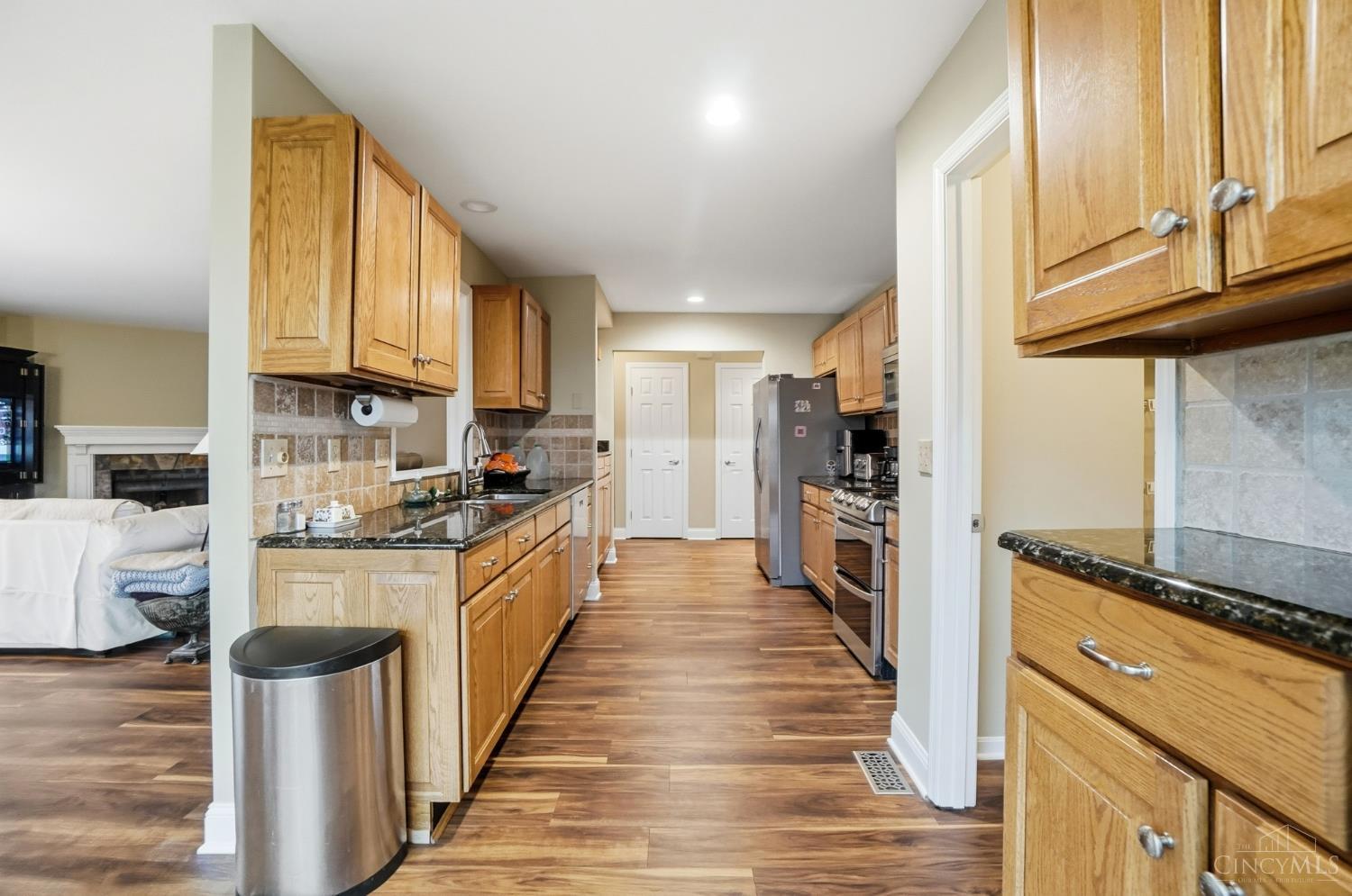 11143 Jardin Place
