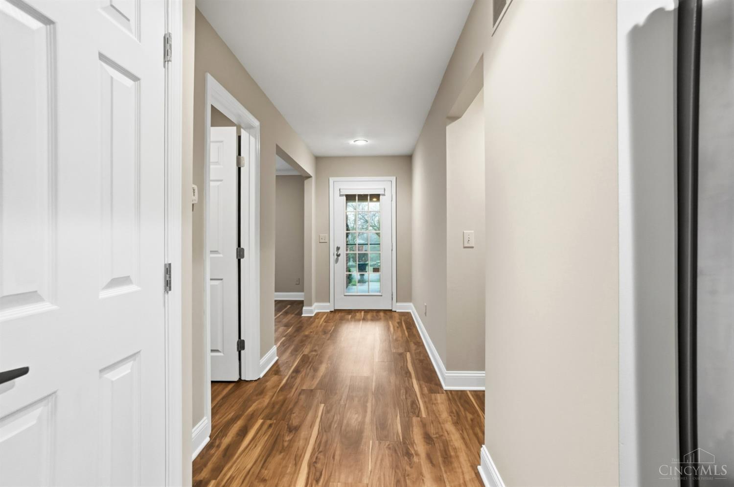 11143 Jardin Place