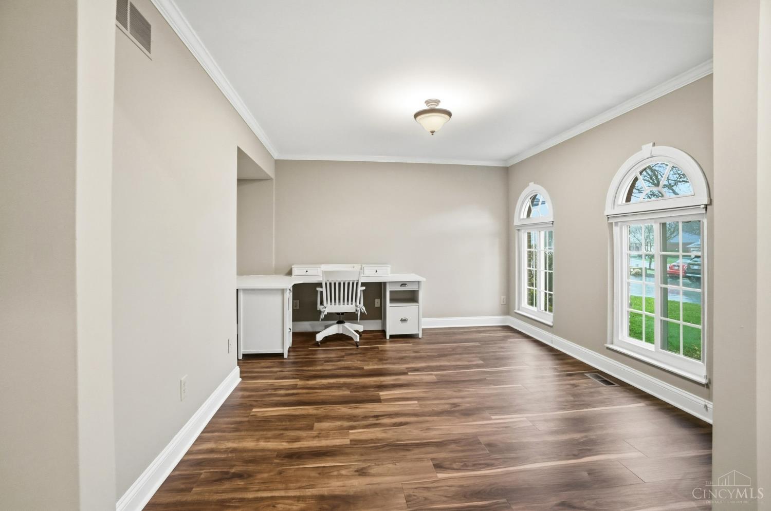 11143 Jardin Place