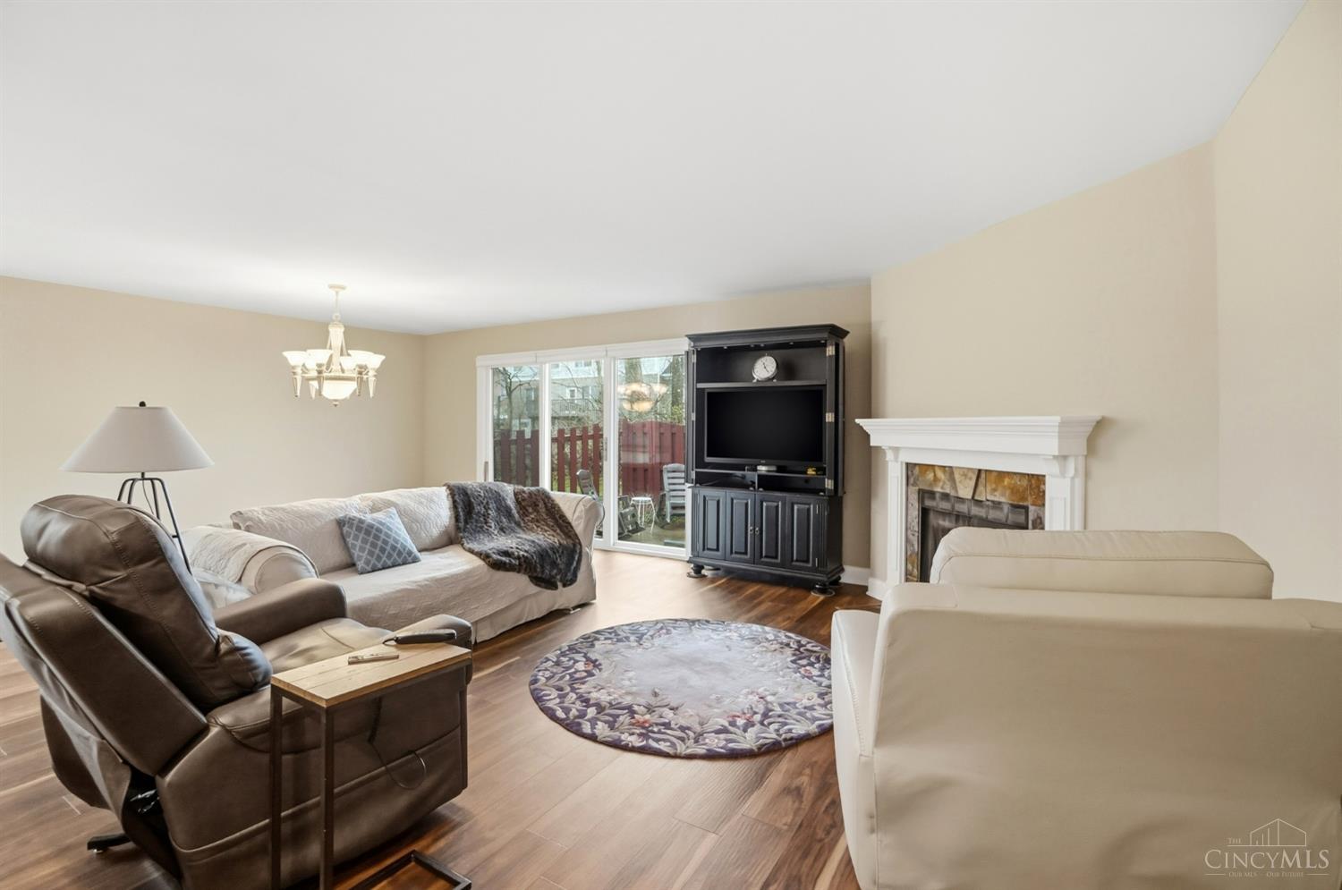 11143 Jardin Place