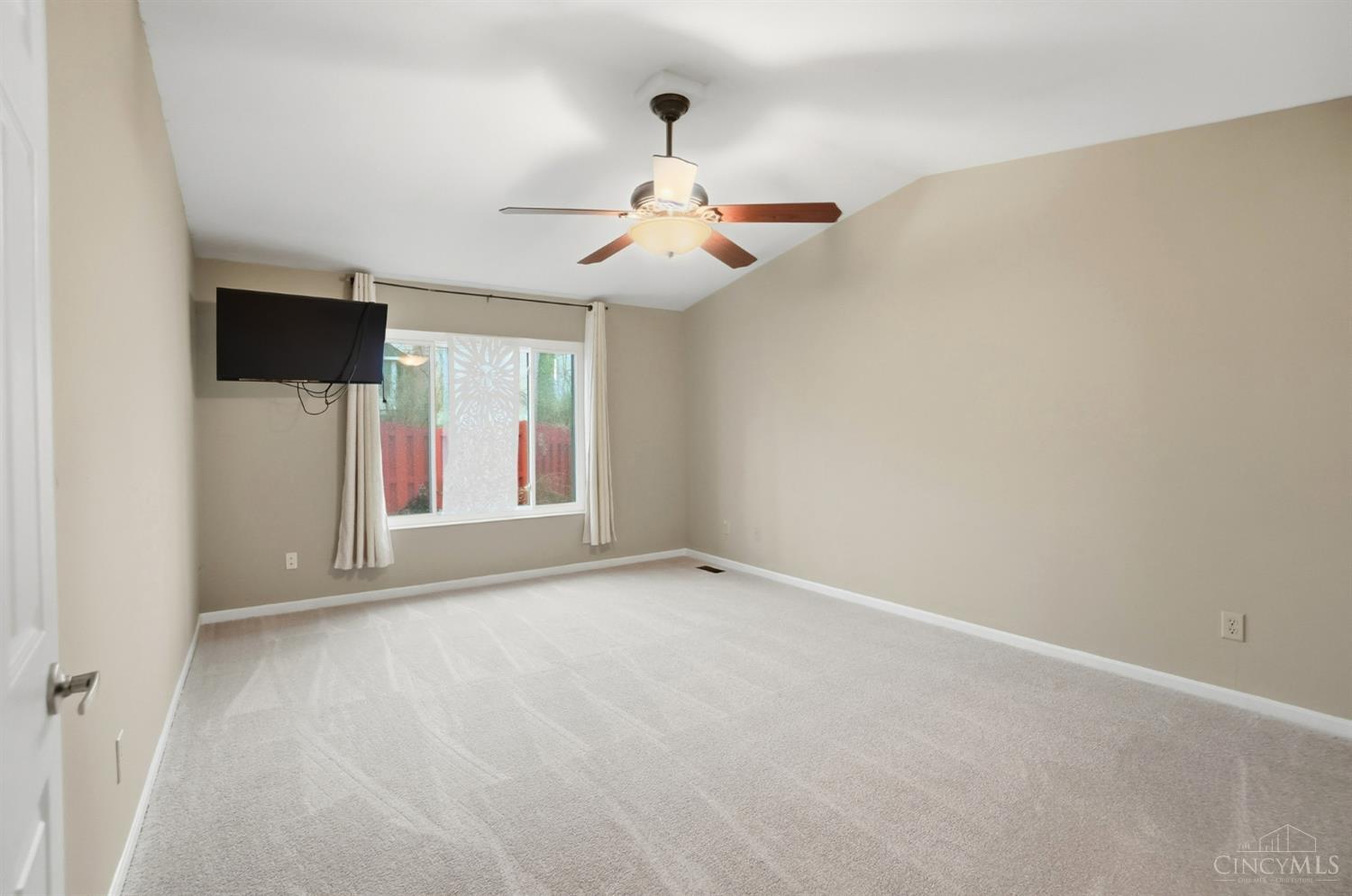 11143 Jardin Place