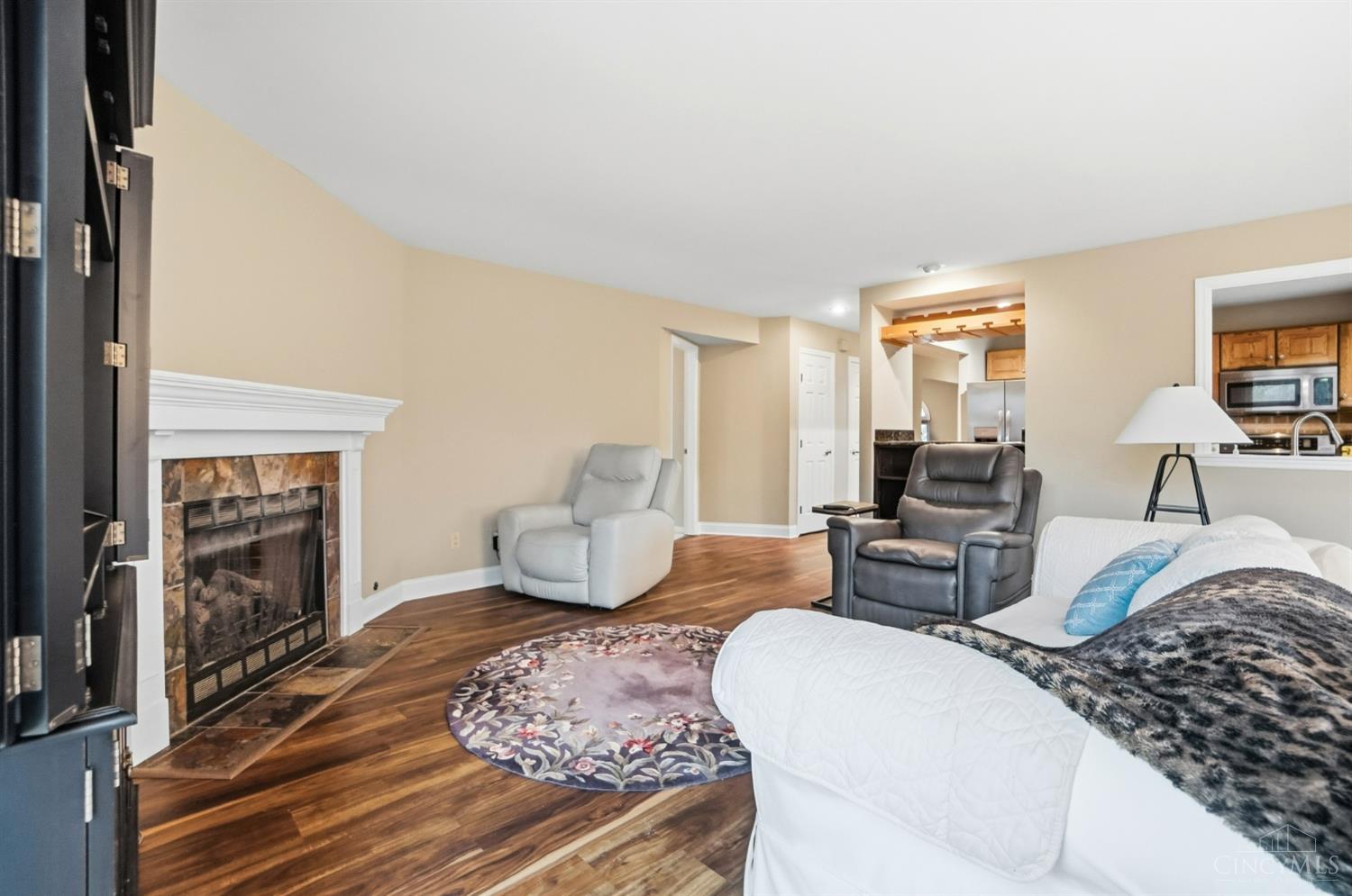 11143 Jardin Place
