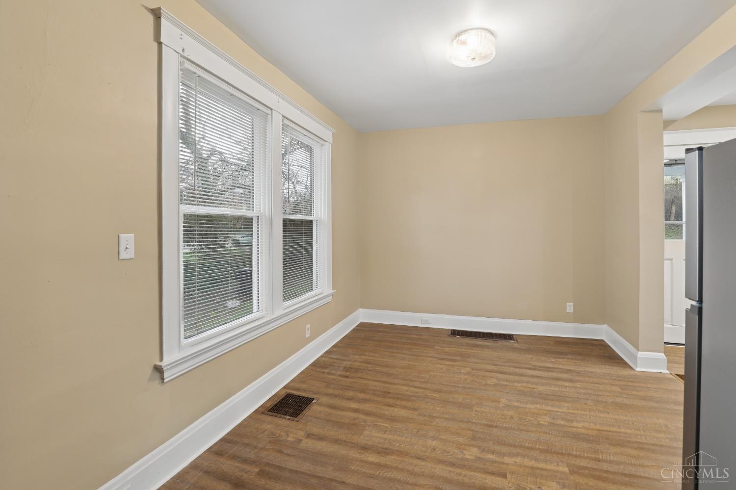 607 Hawthorne Avenue