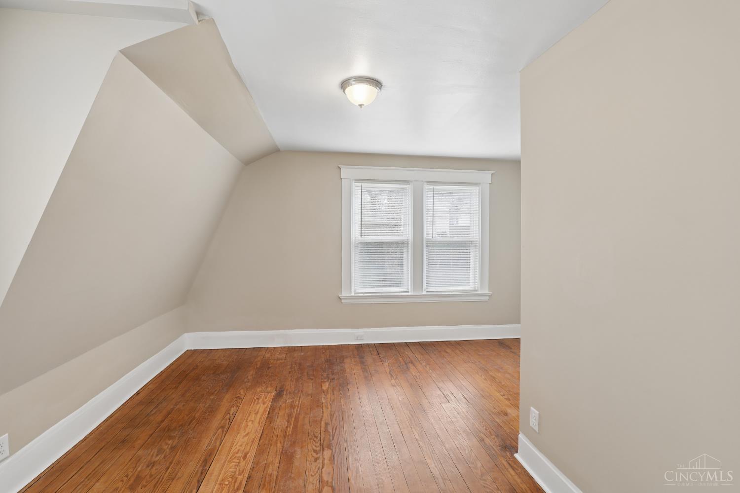 607 Hawthorne Avenue