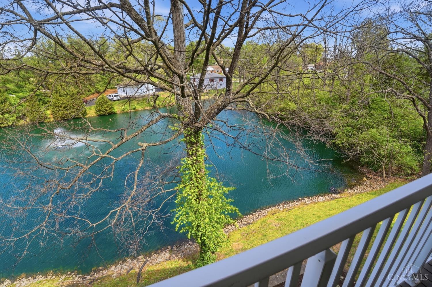 3675 W Galbraith Road 16