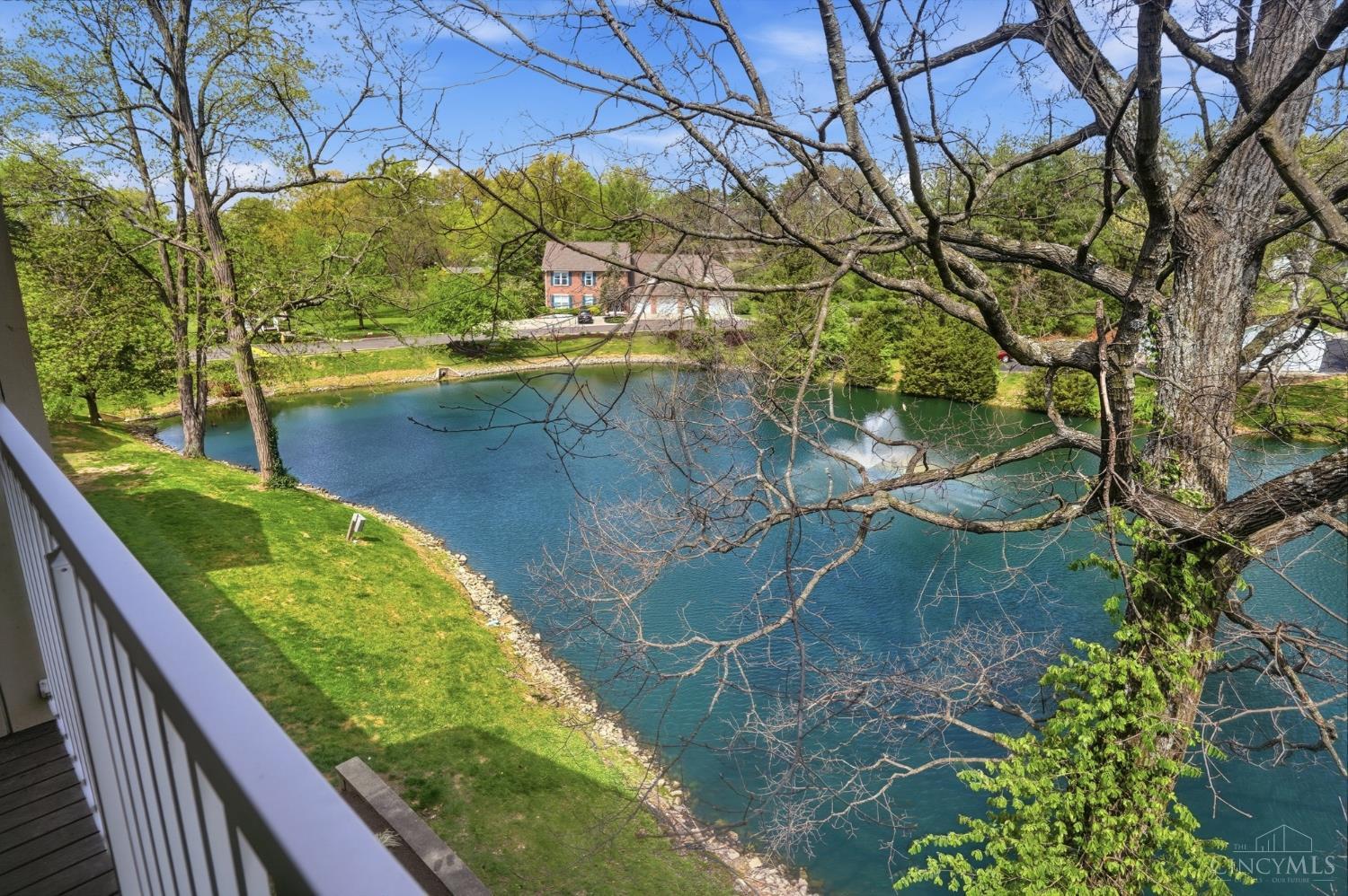 3675 W Galbraith Road 16