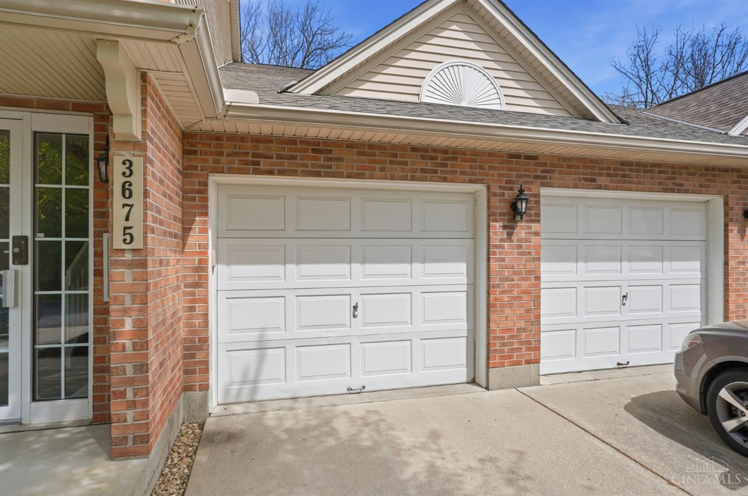 3675 W Galbraith Road 16