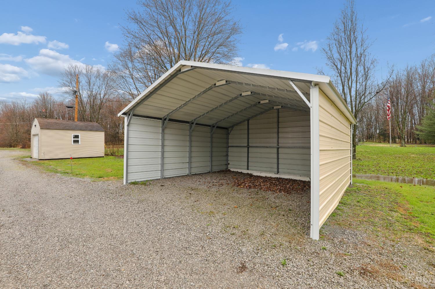 4853 Monterey Maple Grove Road