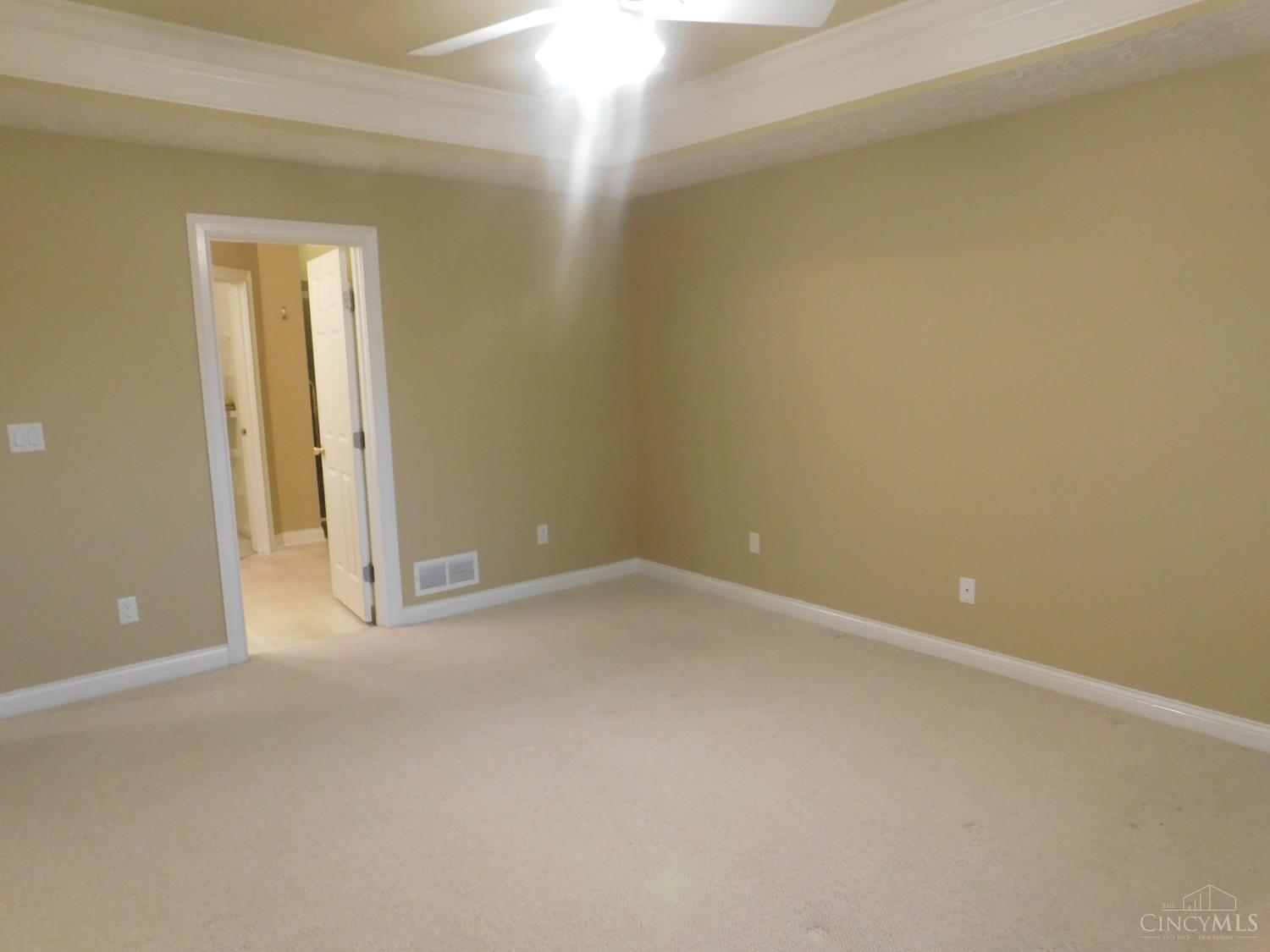 8026 Pinnacle Point Drive 103