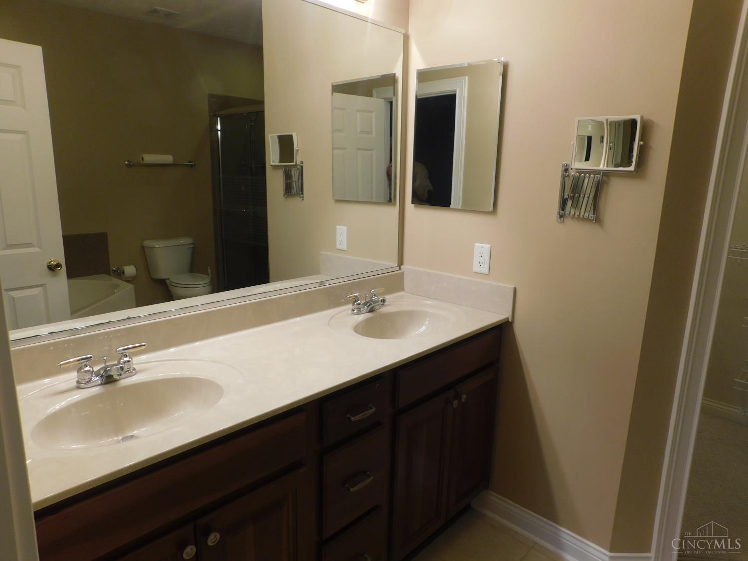 8026 Pinnacle Point Drive 103