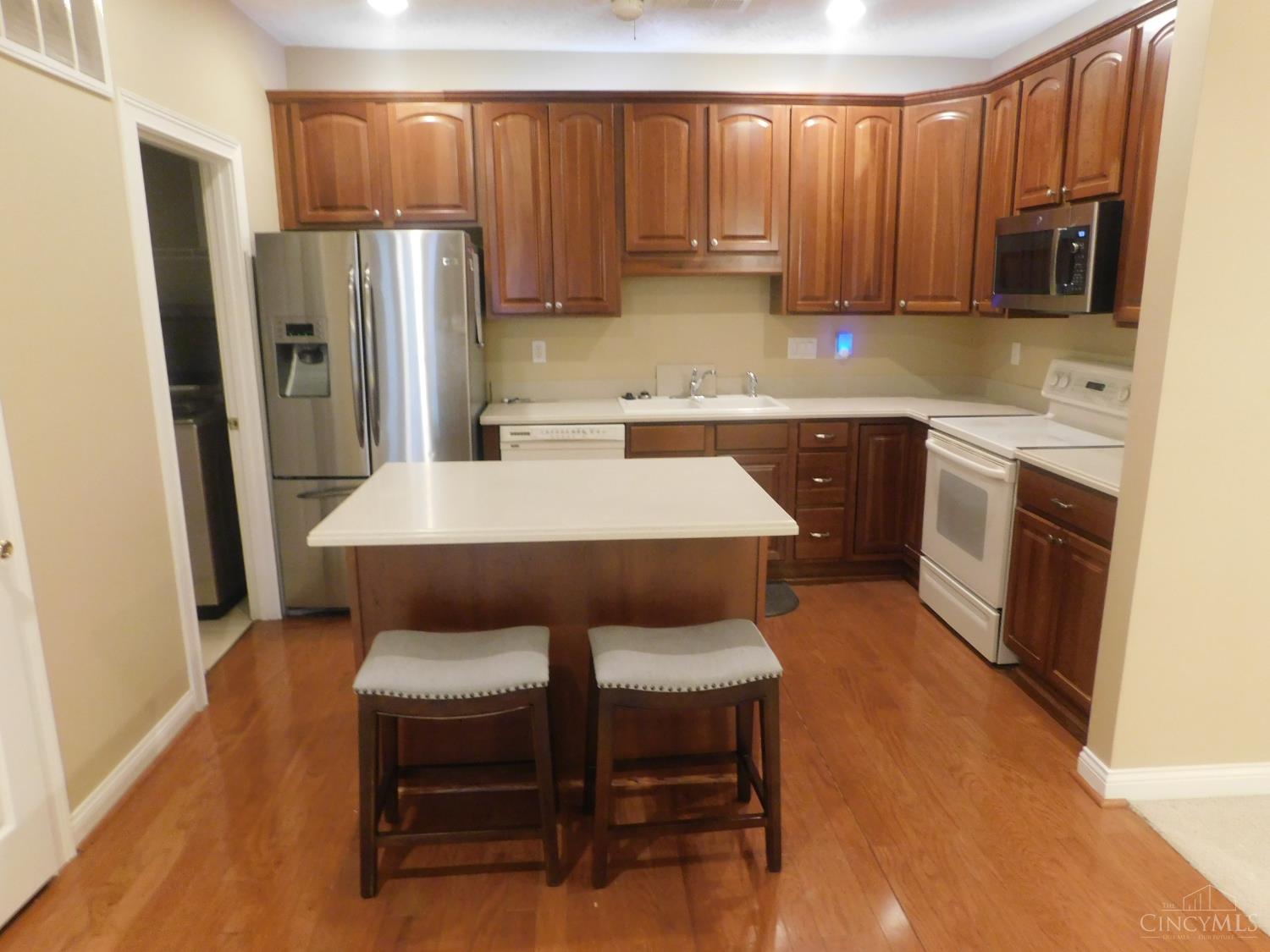 8026 Pinnacle Point Drive 103