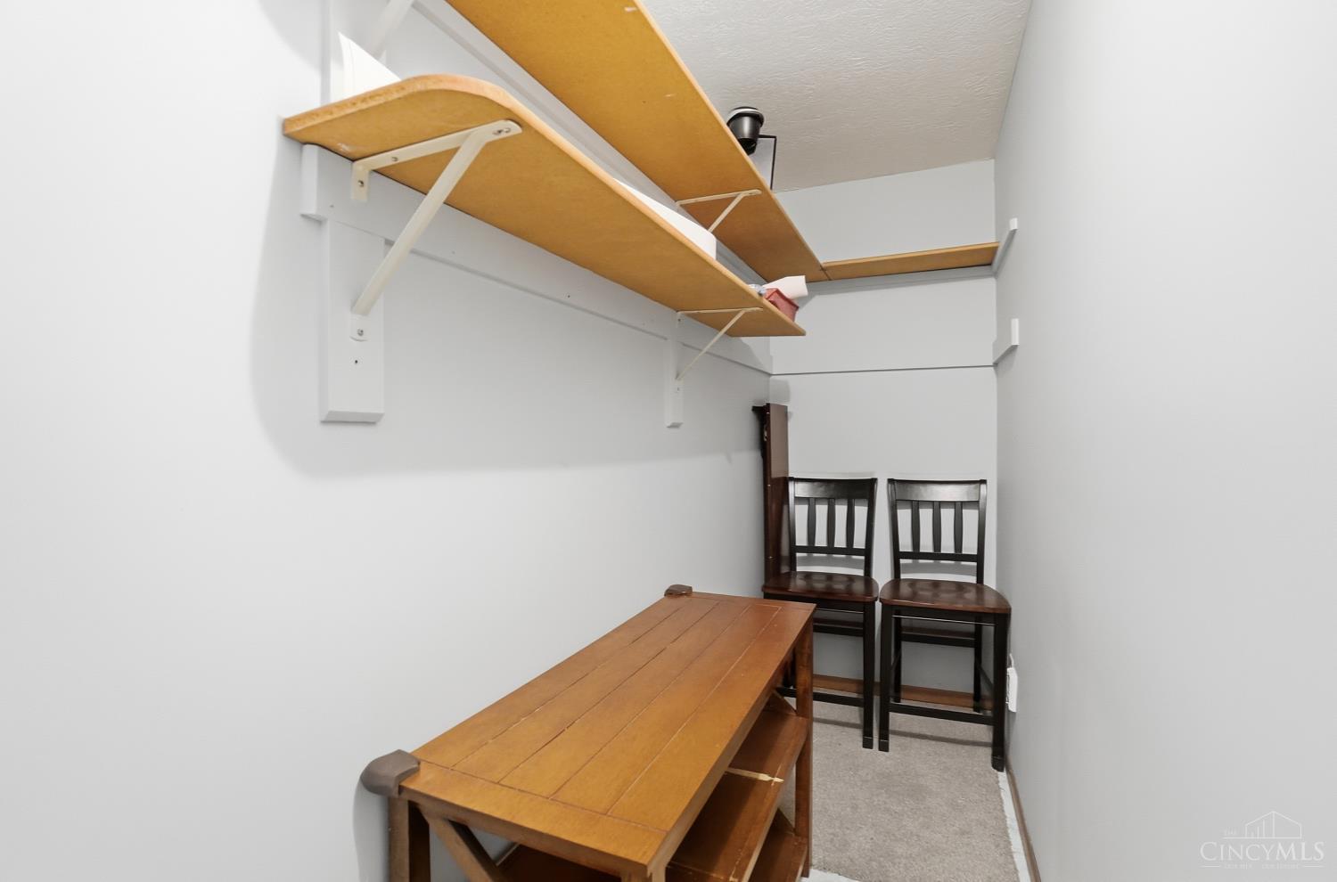 5210 Old Oak Trail 5