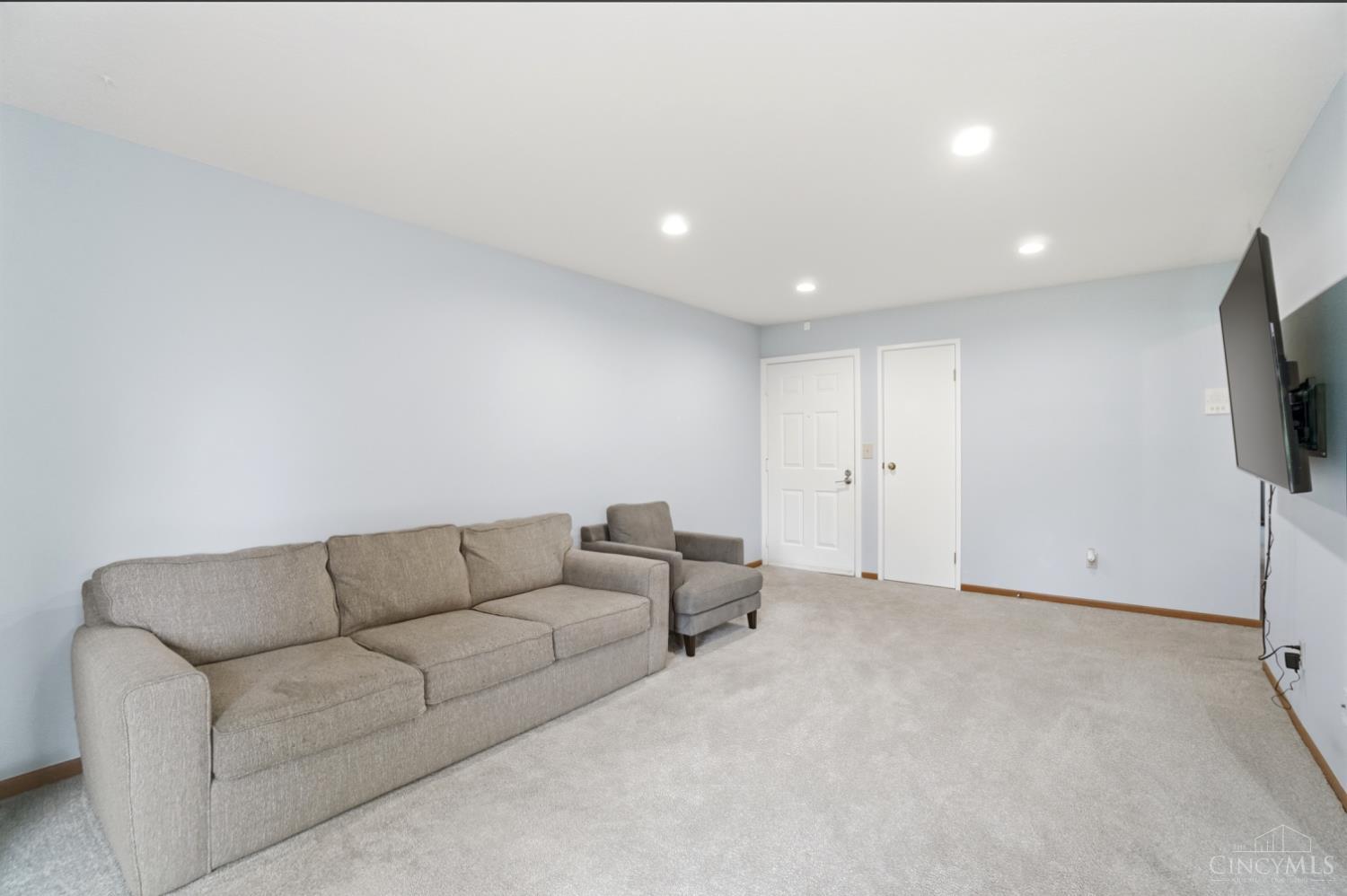 5210 Old Oak Trail 5