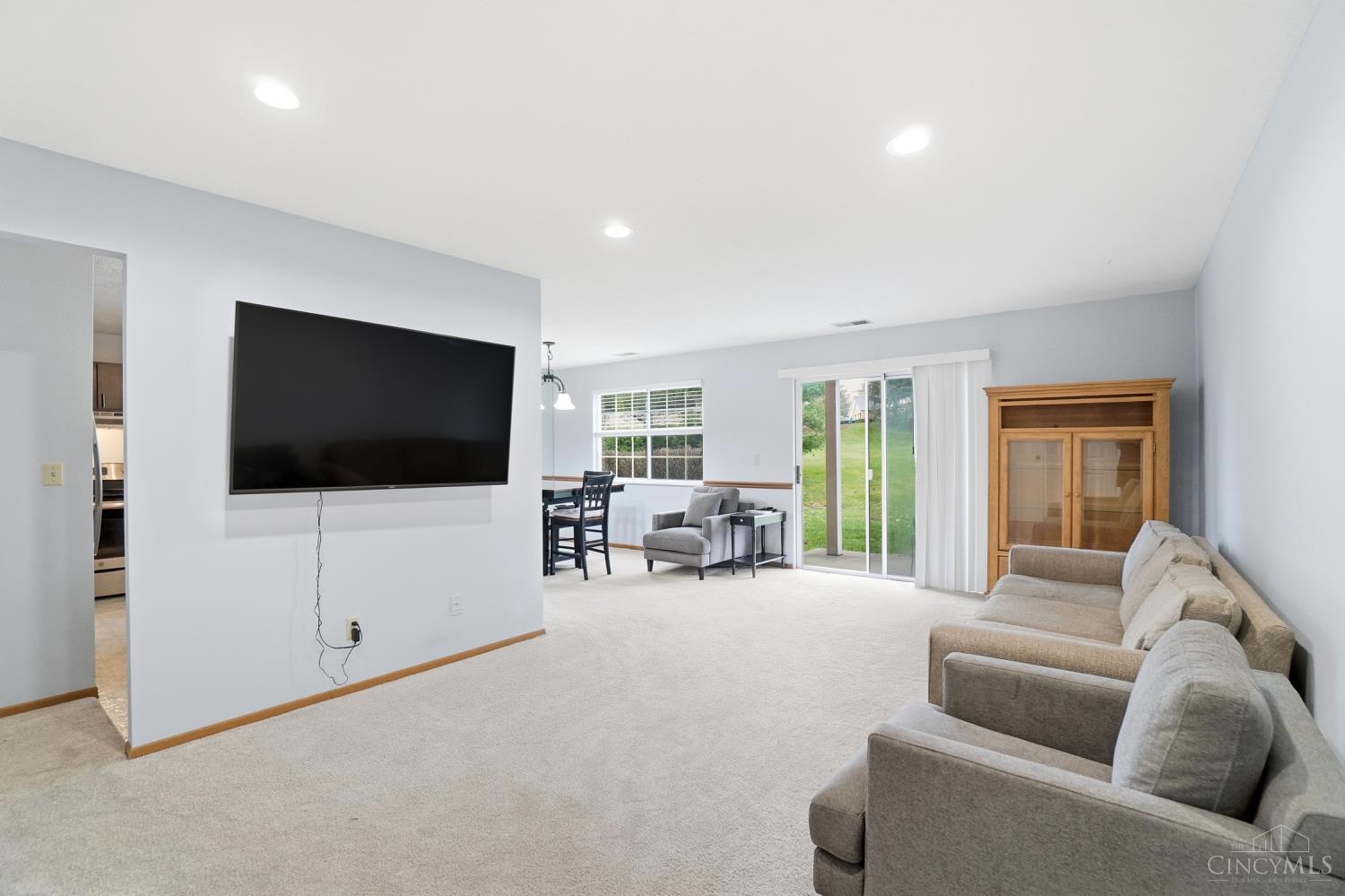 5210 Old Oak Trail 5