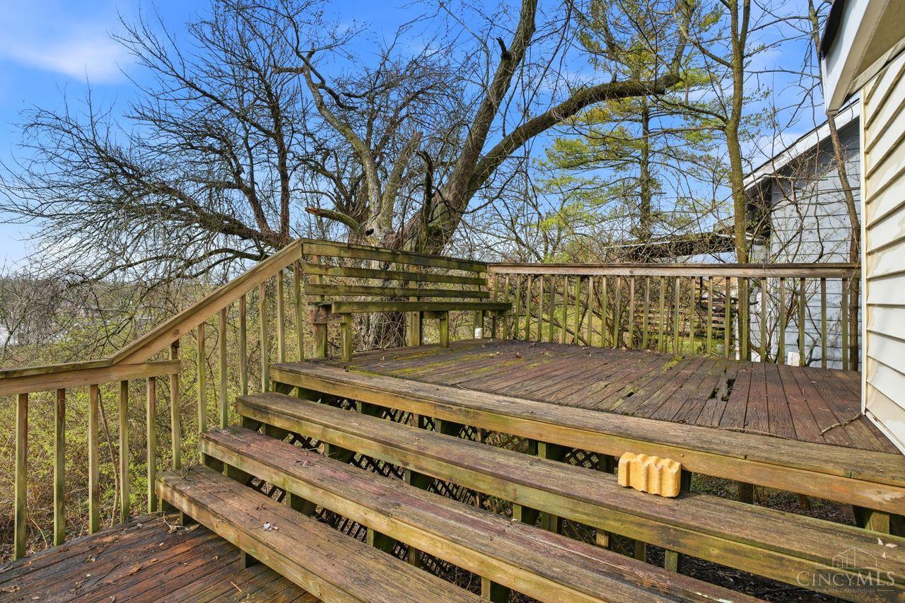 2715 W North Bend Road