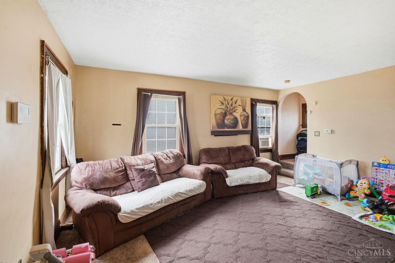 2715 W North Bend Road
