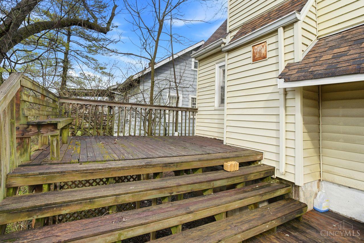 2715 W North Bend Road