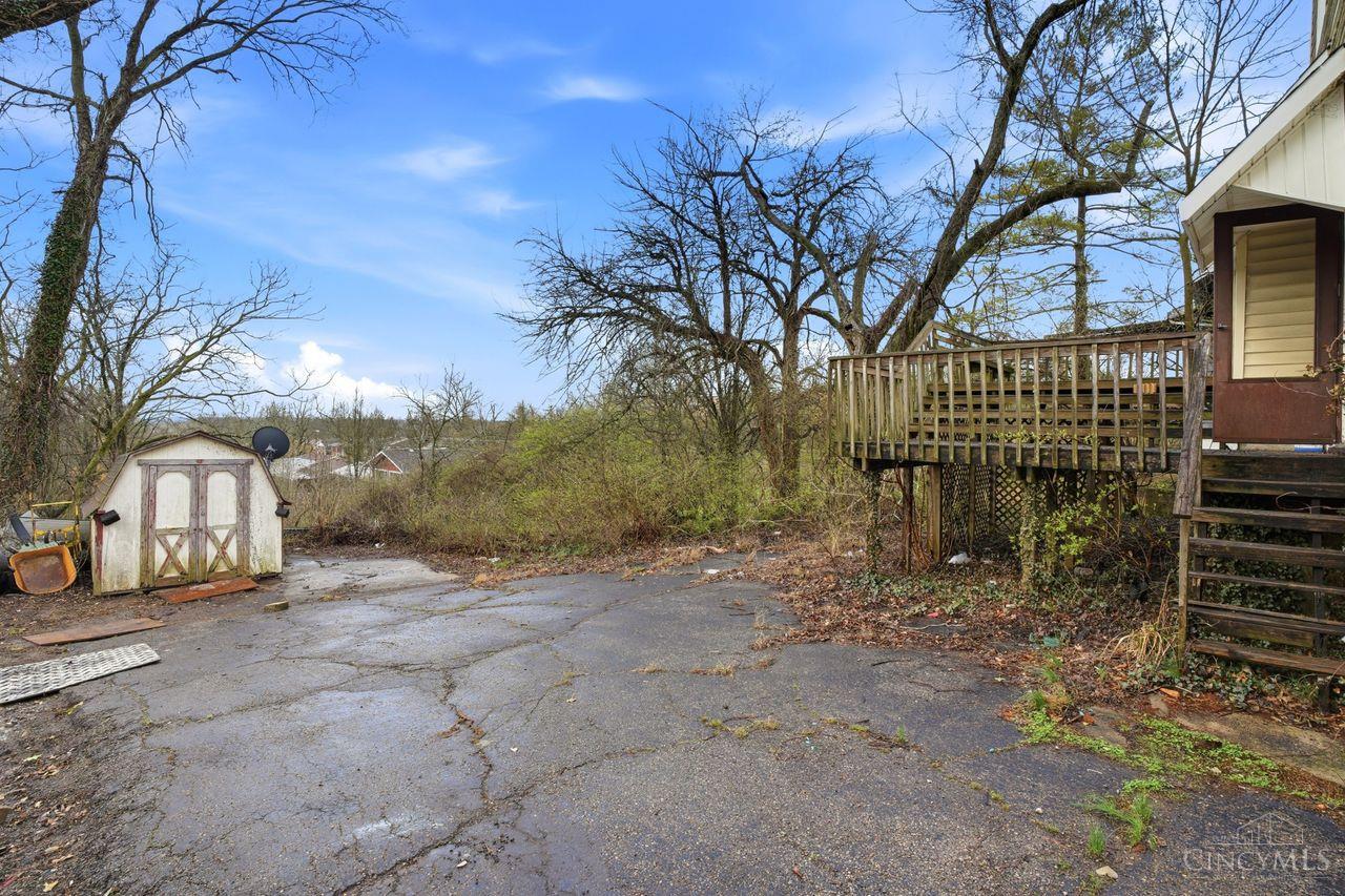 2715 W North Bend Road