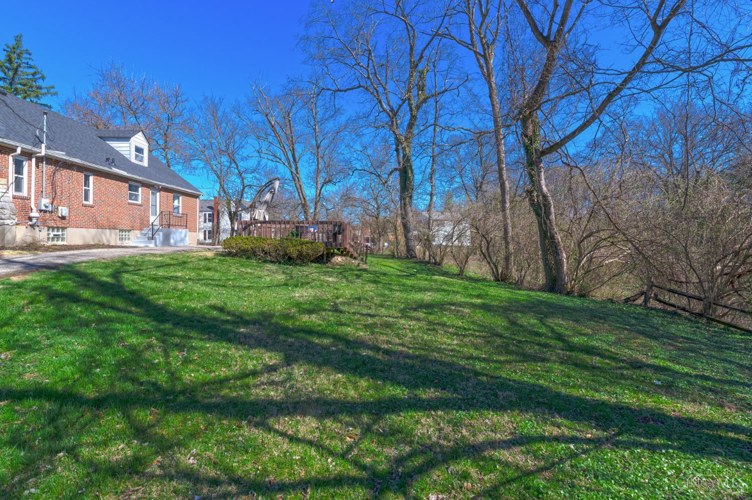 2560 Ridgeland Place