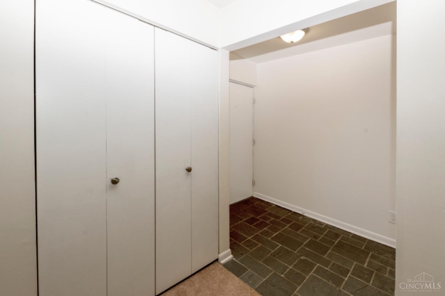 3768 Ashworth Drive