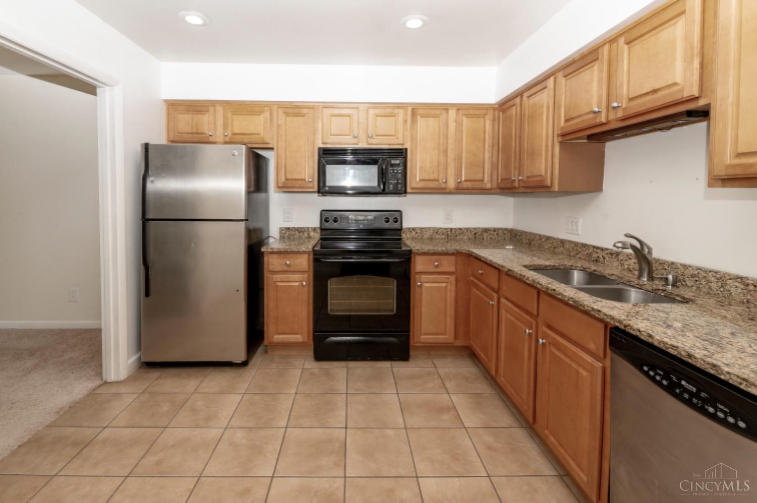 3768 Ashworth Drive