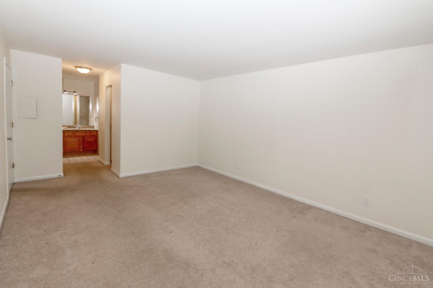 3768 Ashworth Drive