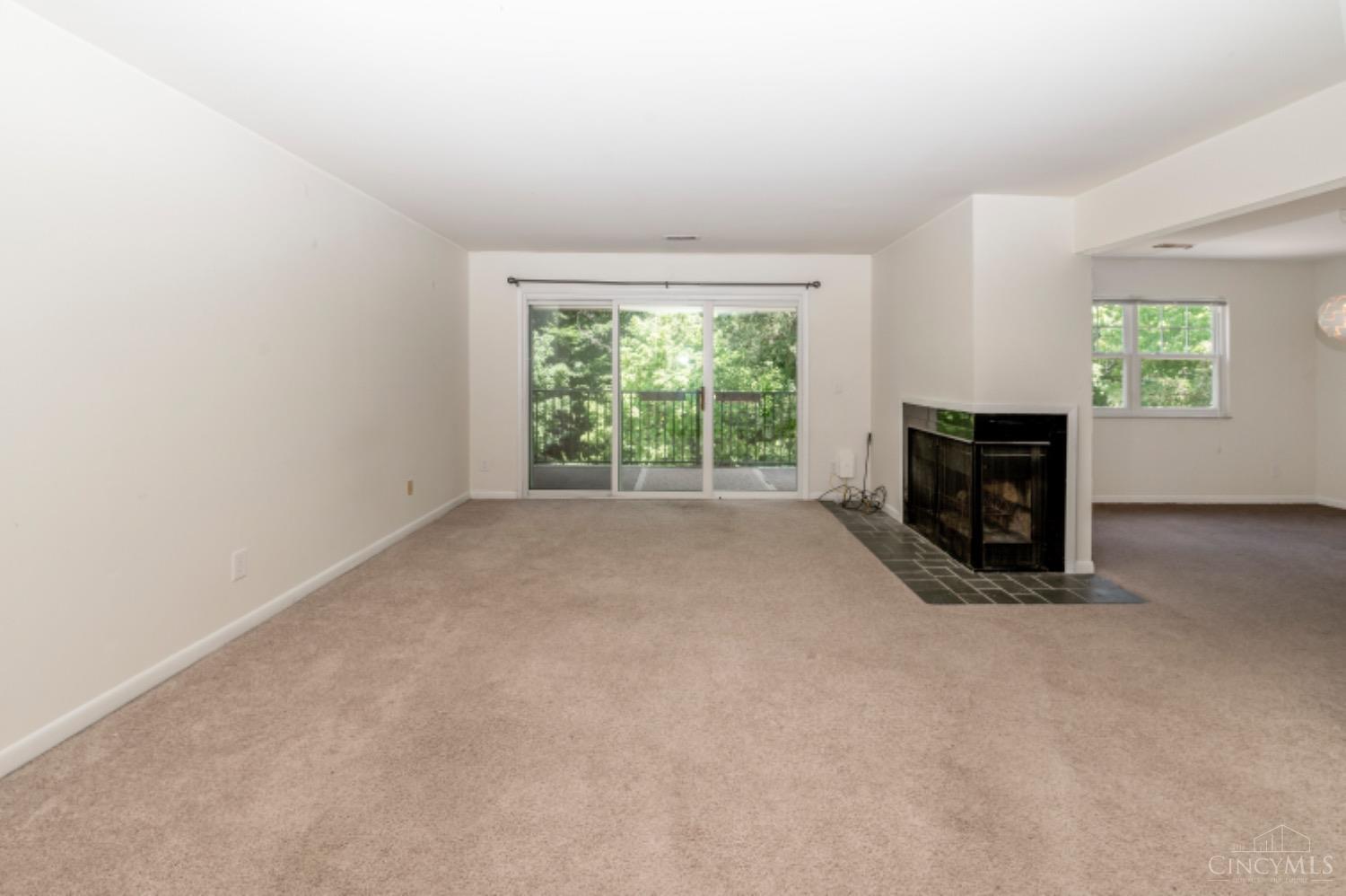 3768 Ashworth Drive