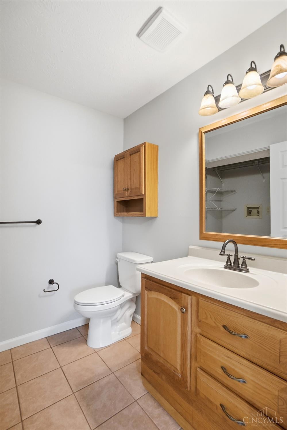 7216 Creekview Drive 3