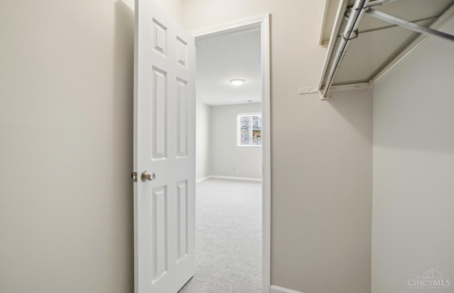 7216 Creekview Drive 3