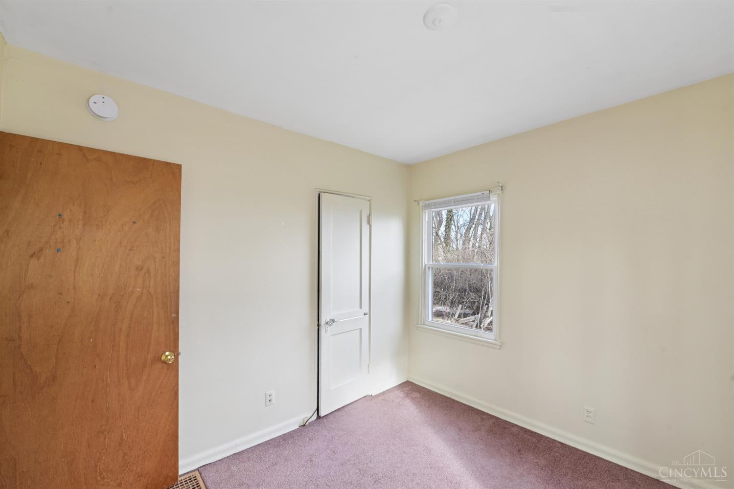 18 E Vine Street