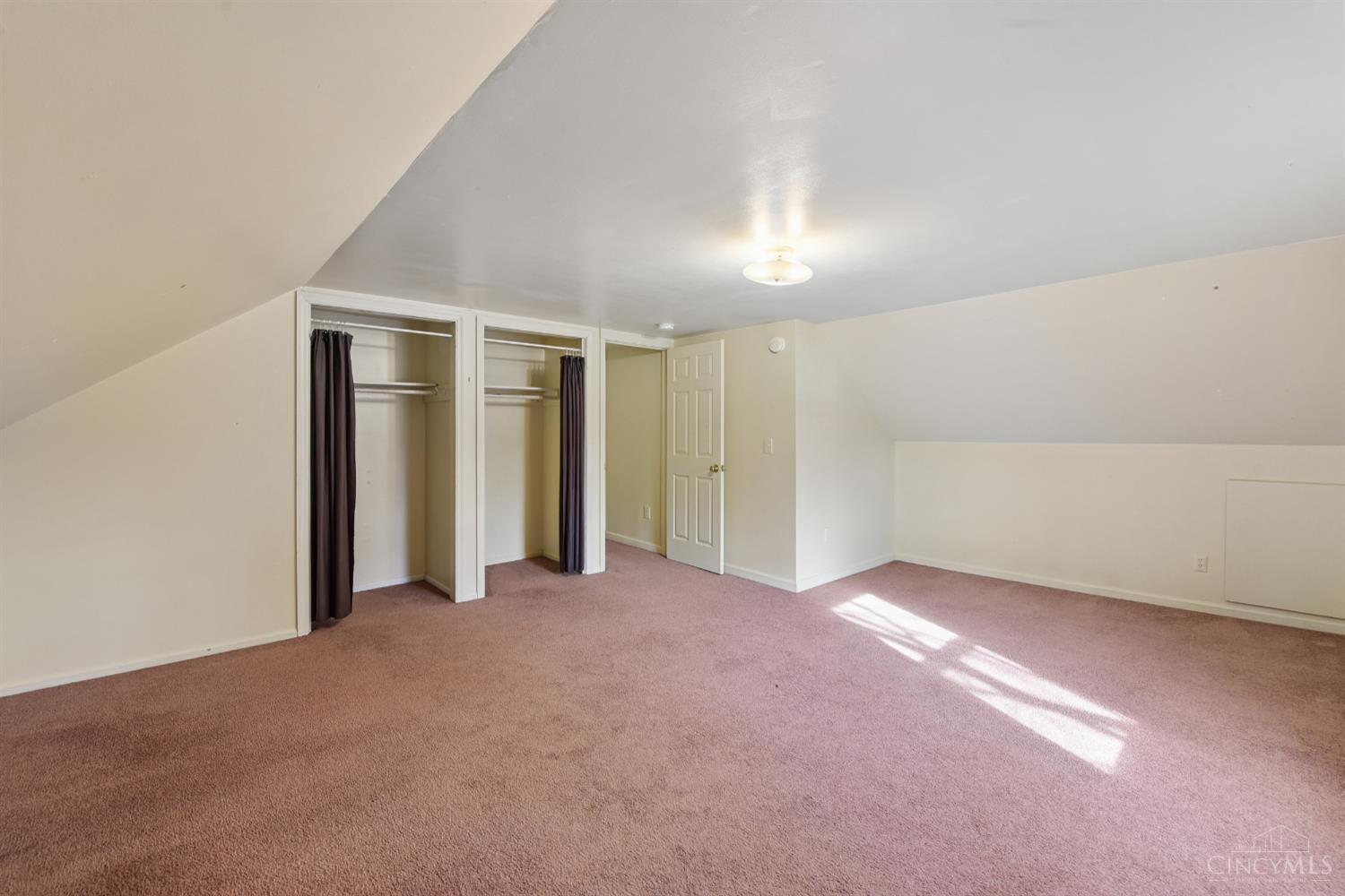 18 E Vine Street