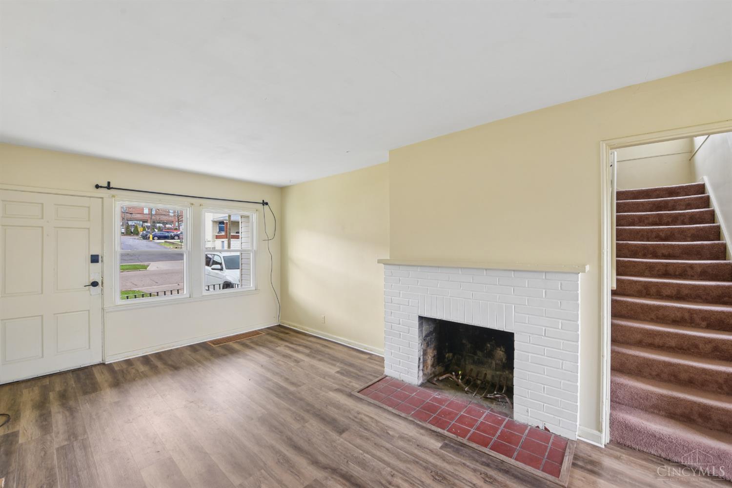 18 E Vine Street