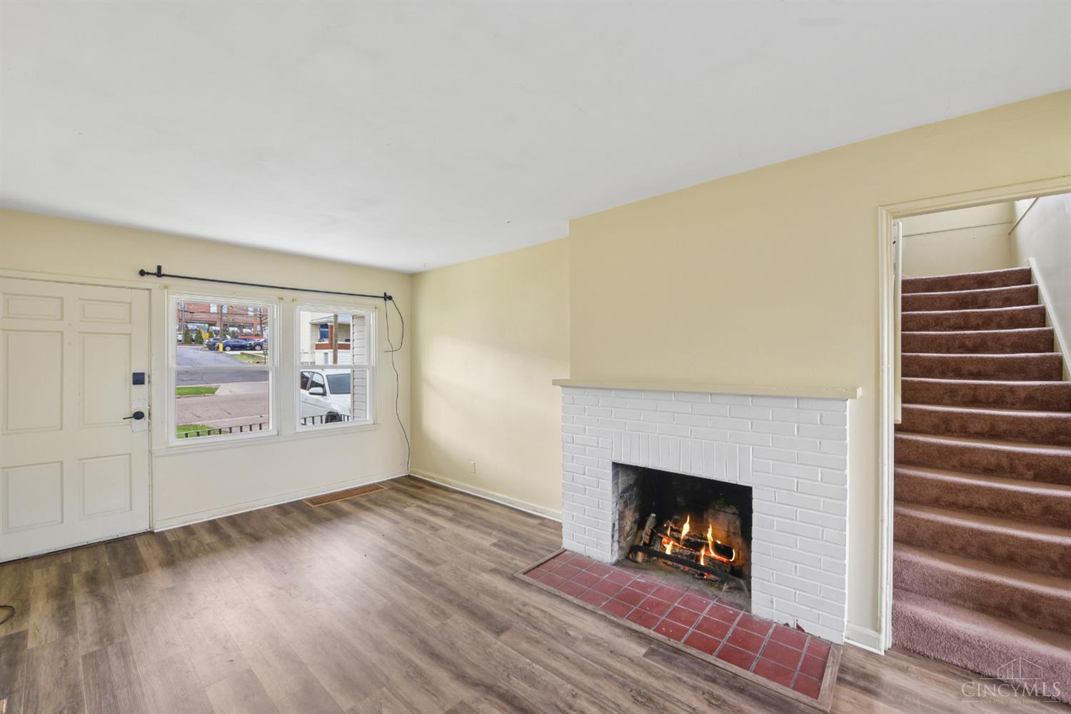 18 E Vine Street