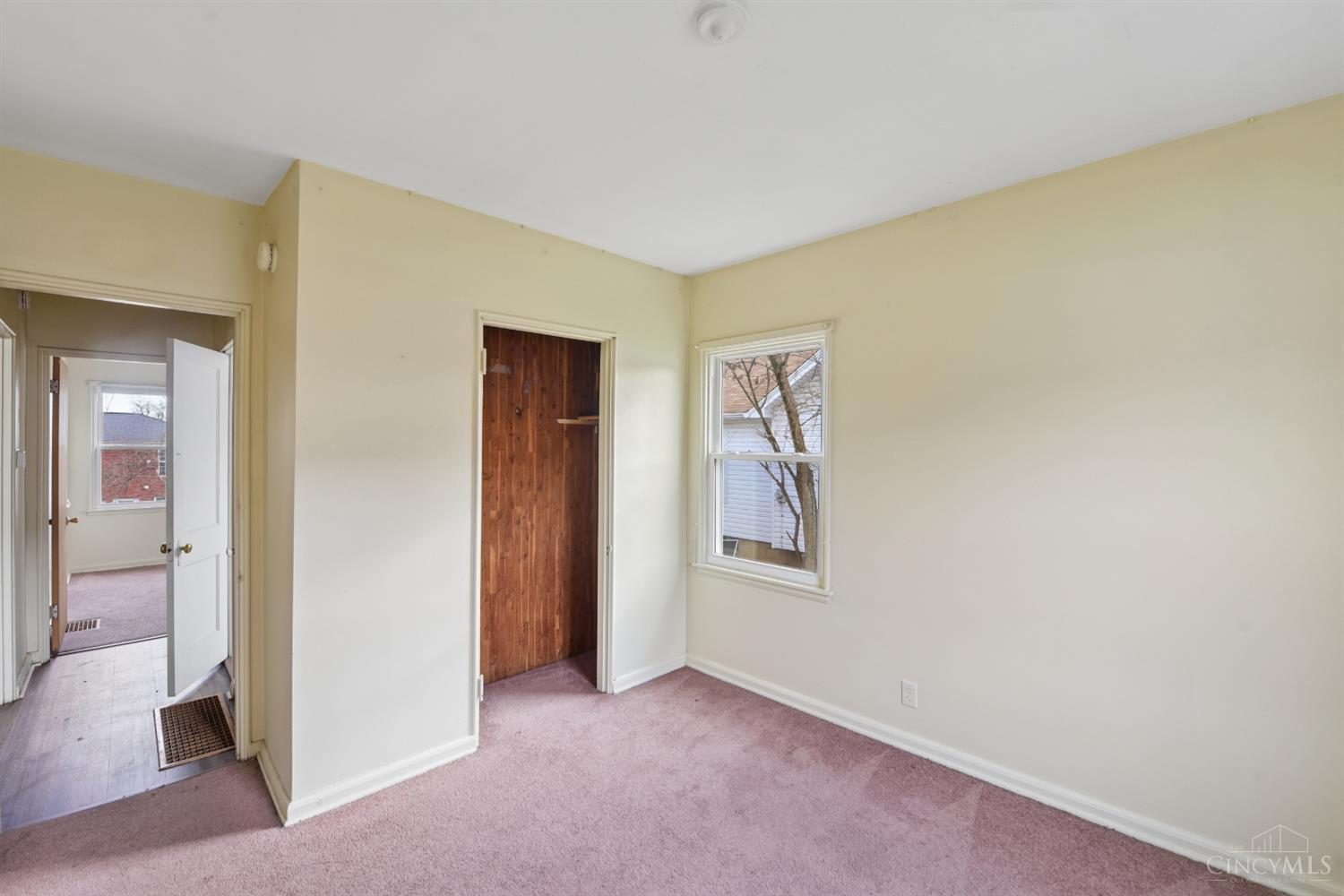 18 E Vine Street
