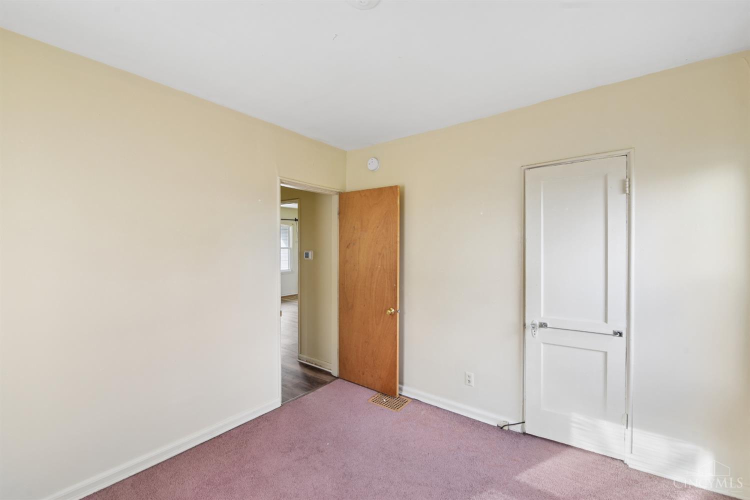 18 E Vine Street