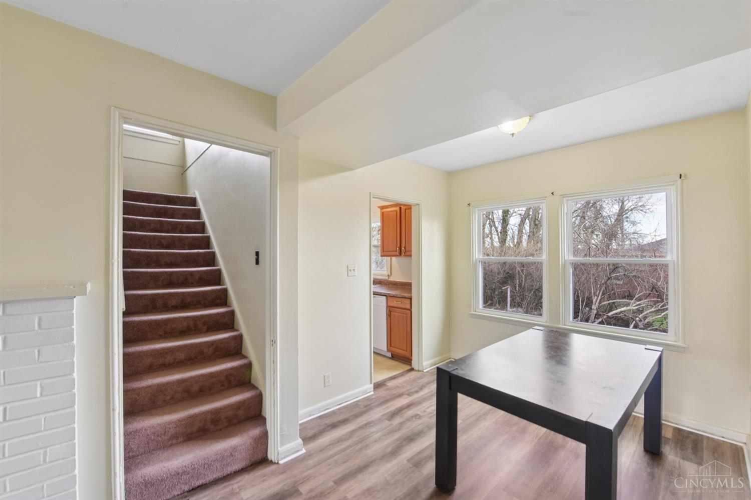 18 E Vine Street