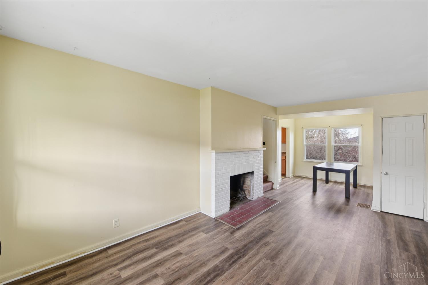 18 E Vine Street