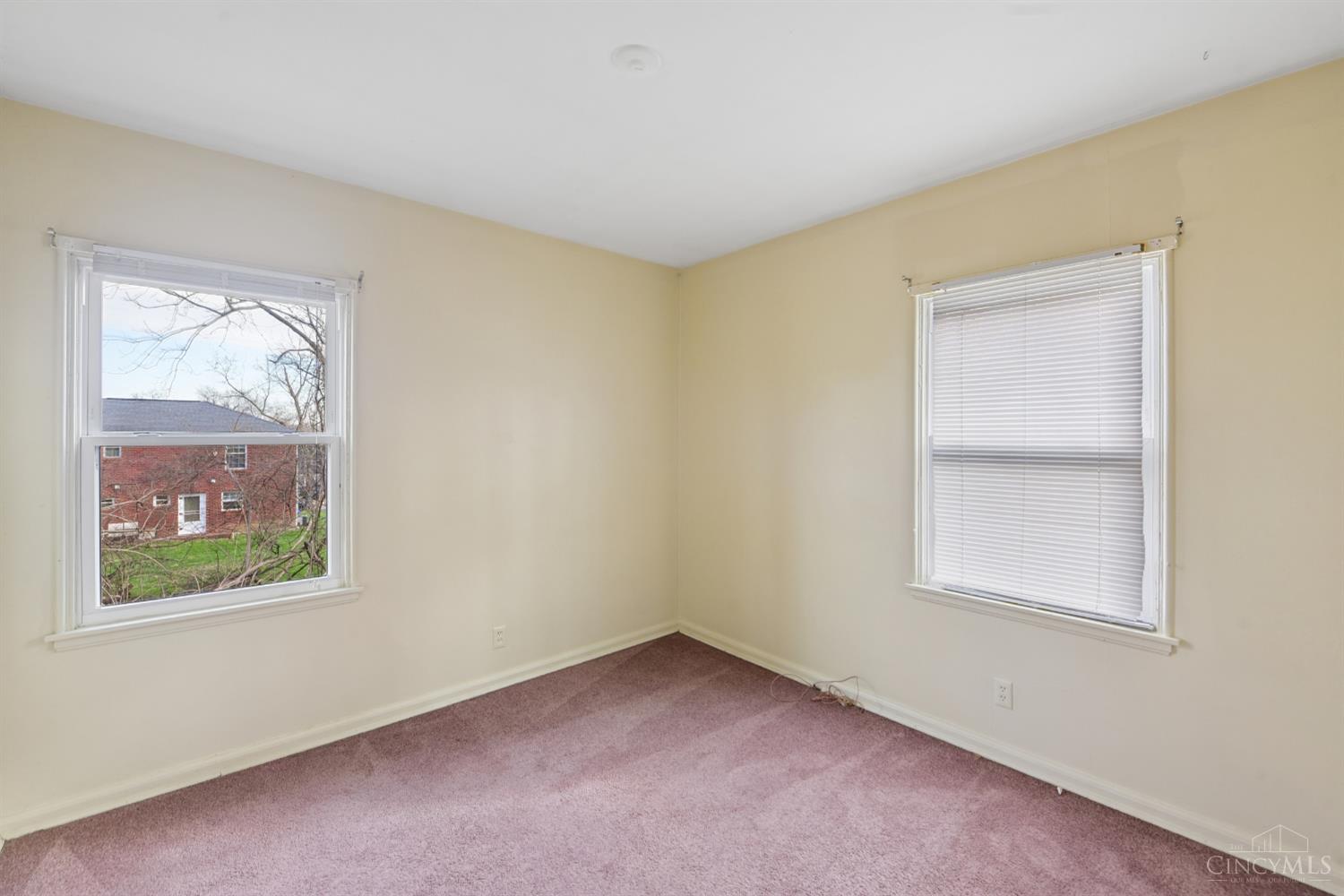 18 E Vine Street