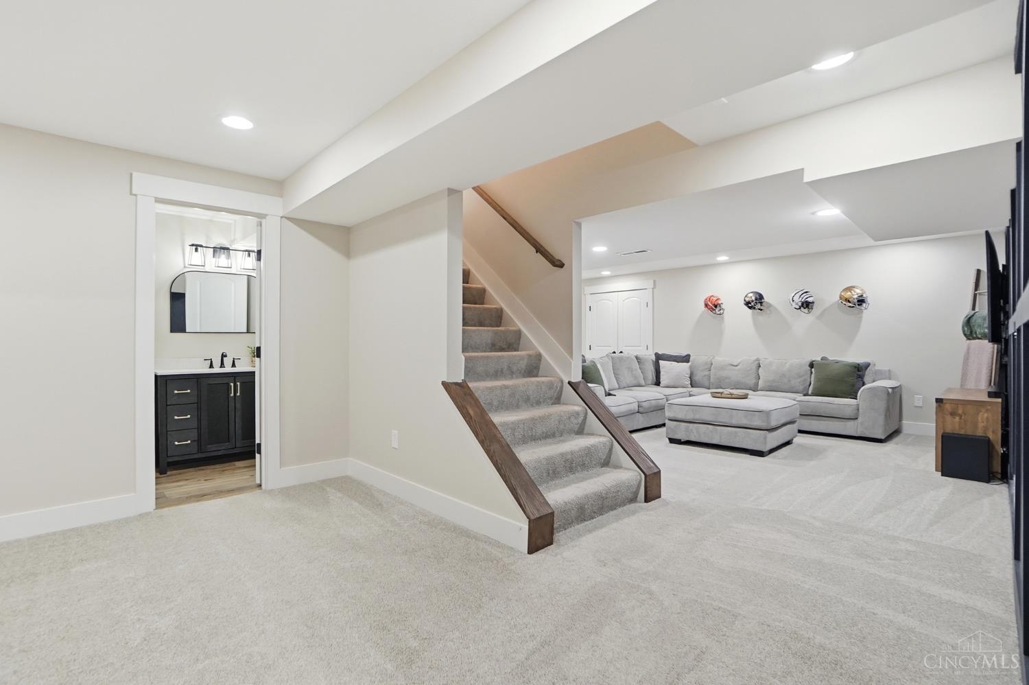 6973 Cottonwood Court