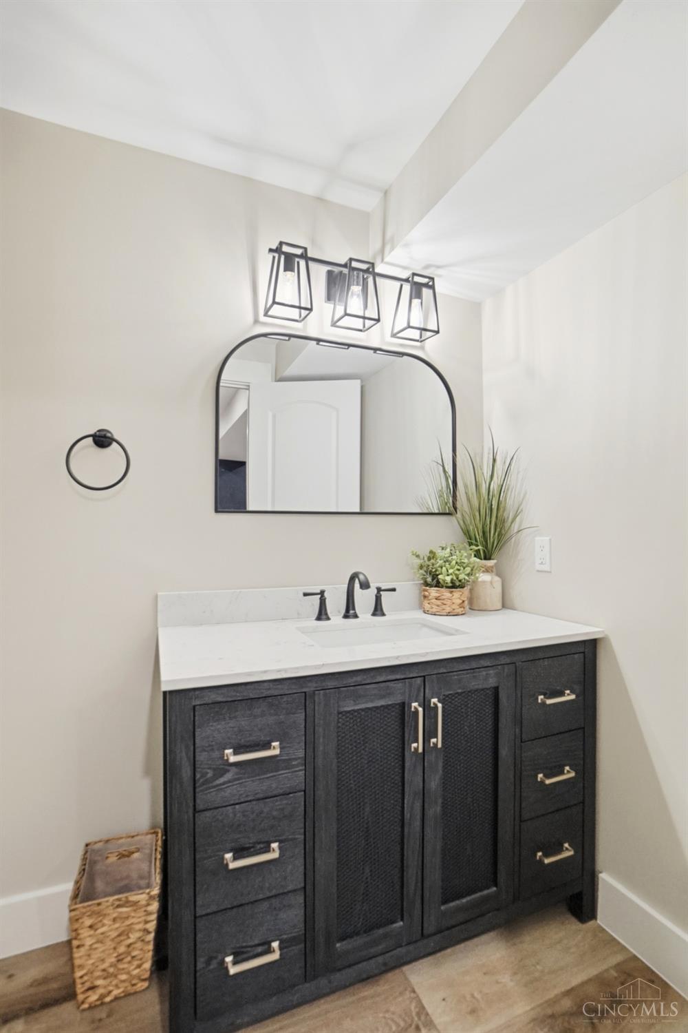 6973 Cottonwood Court