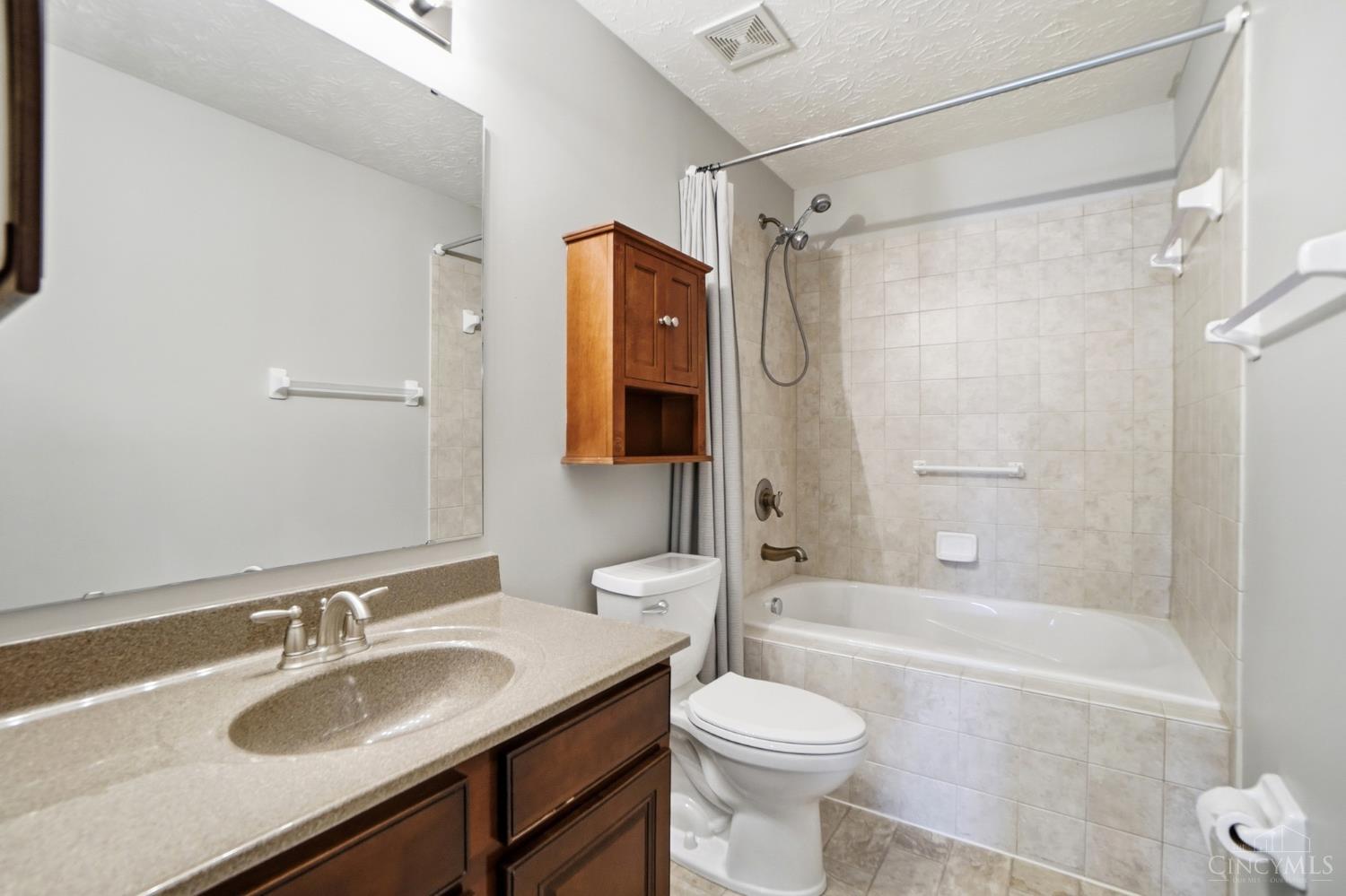 6973 Cottonwood Court