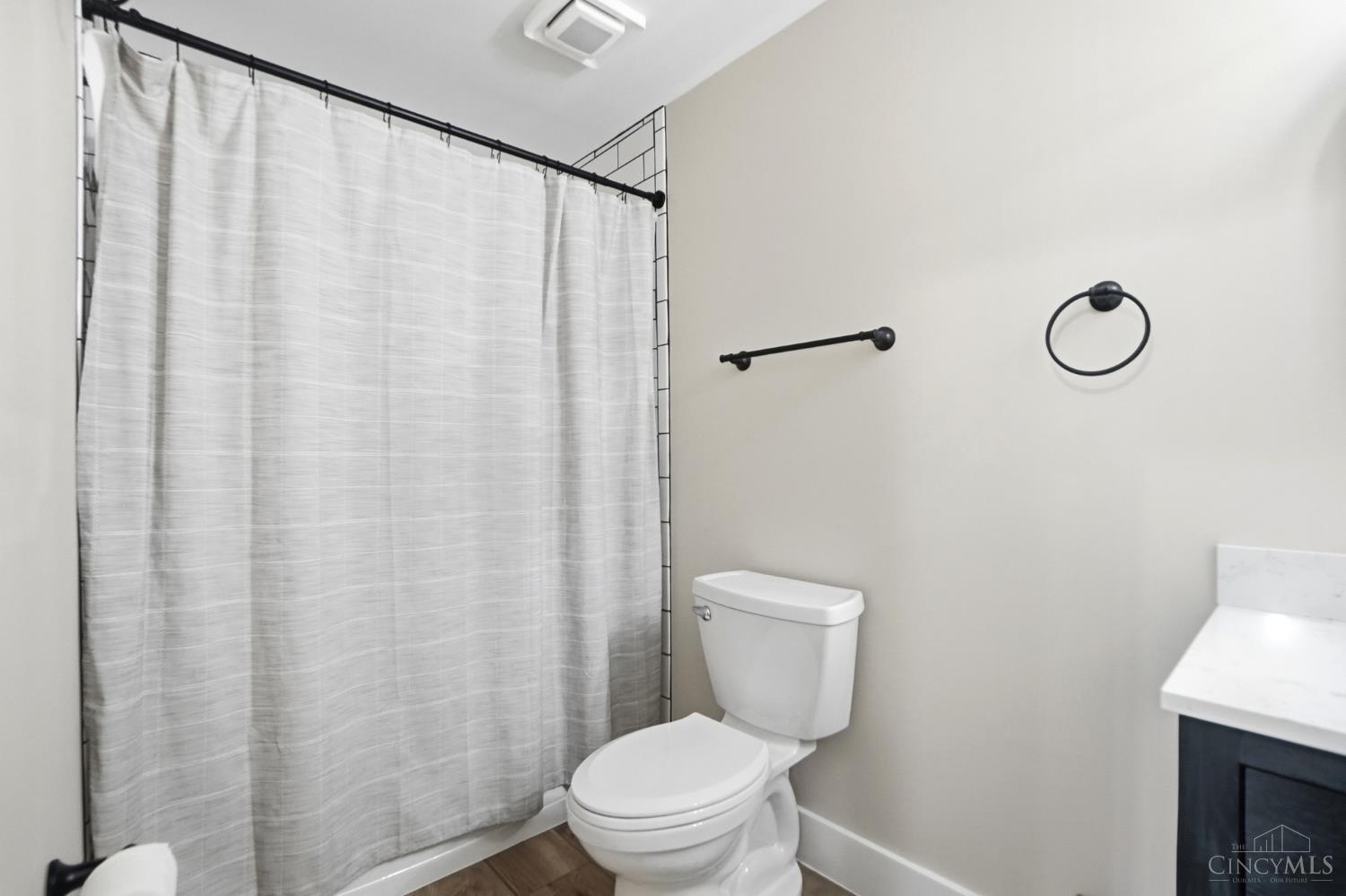 6973 Cottonwood Court